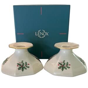 Vintage 2 Lenox Holly Berry Pattern Ivory Porcelain Gold Trim Candlesticks USA